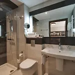 Mercure Sepia 4*