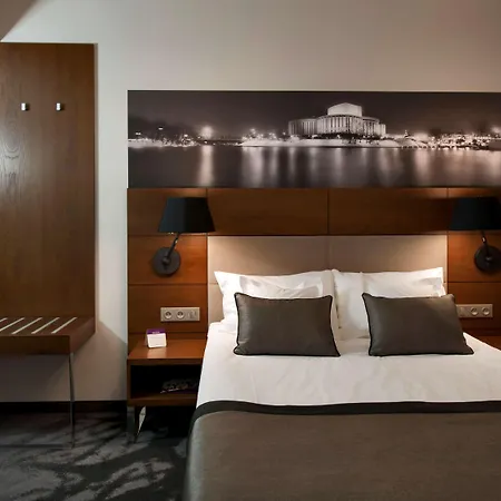 Mercure Sepia