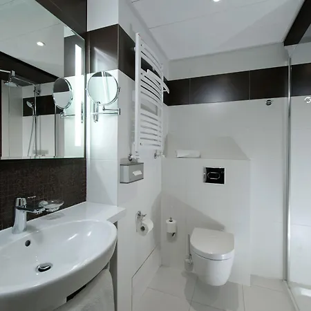 Mercure Sepia 4* بيدغوستيا