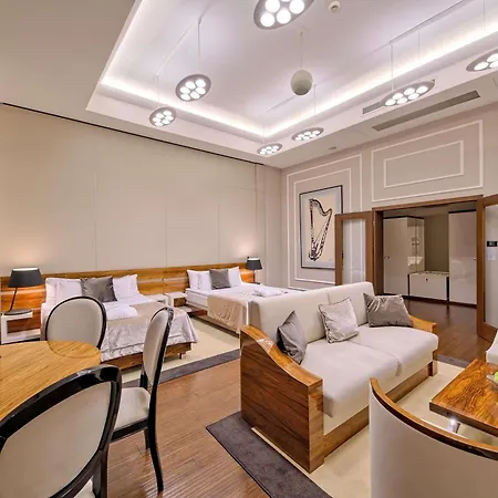 Mercure Sepia 4*